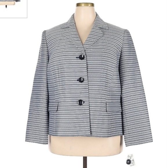 NWT Jones Studio Seperates Black White Striped Blazer Women's Size 20W Prep New - Picture 1 of 13